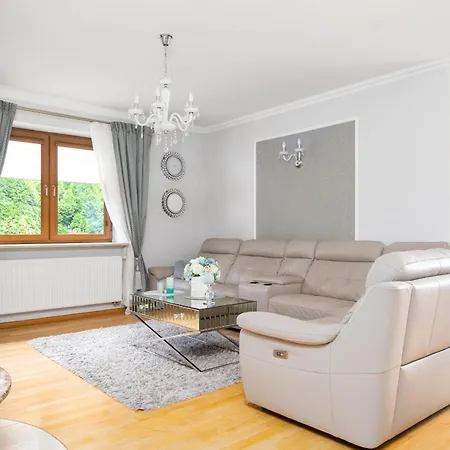 Pod Warszawa Perfekcyjna Na Eventy I Spotkania Firmowe Kobyłka