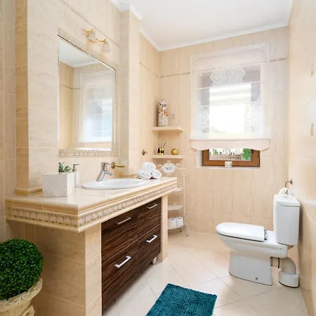 ヴィラ Pod Warszawa Perfekcyjna Na Eventy I Spotkania Firmowe