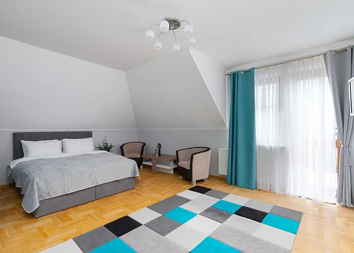 Villa Pod Warszawa Perfekcyjna Na Eventy I Spotkania Firmowe Kobylka